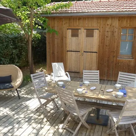 Les Abatilles Sleeps 10 Wifi * Arcachon