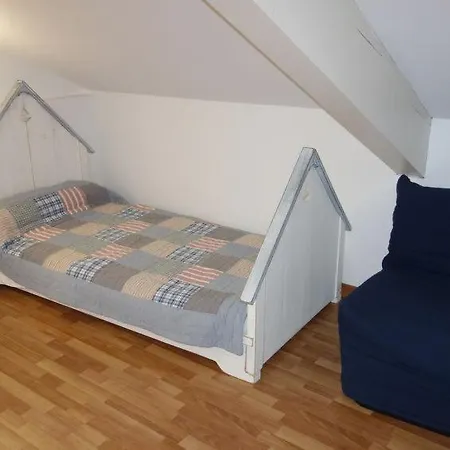 Les Abatilles Sleeps 10 Wifi *