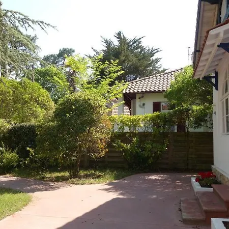 Hébergement de vacances Les Abatilles Sleeps 10 Wifi Arcachon